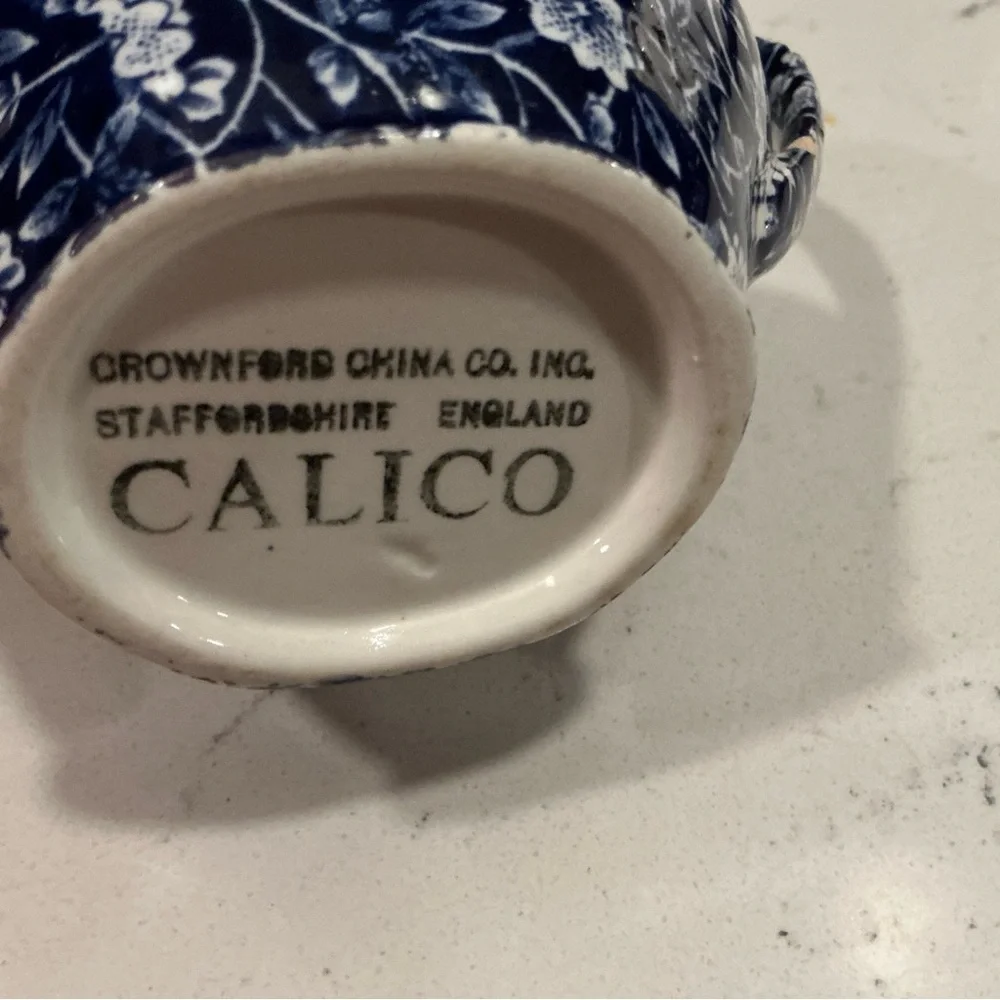 Calico Staffordshire Floral Blue and White Ceramic creamer dish 4”